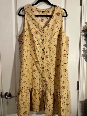 SHEIN Yellow Sleeveless Floral Button Midi Dress